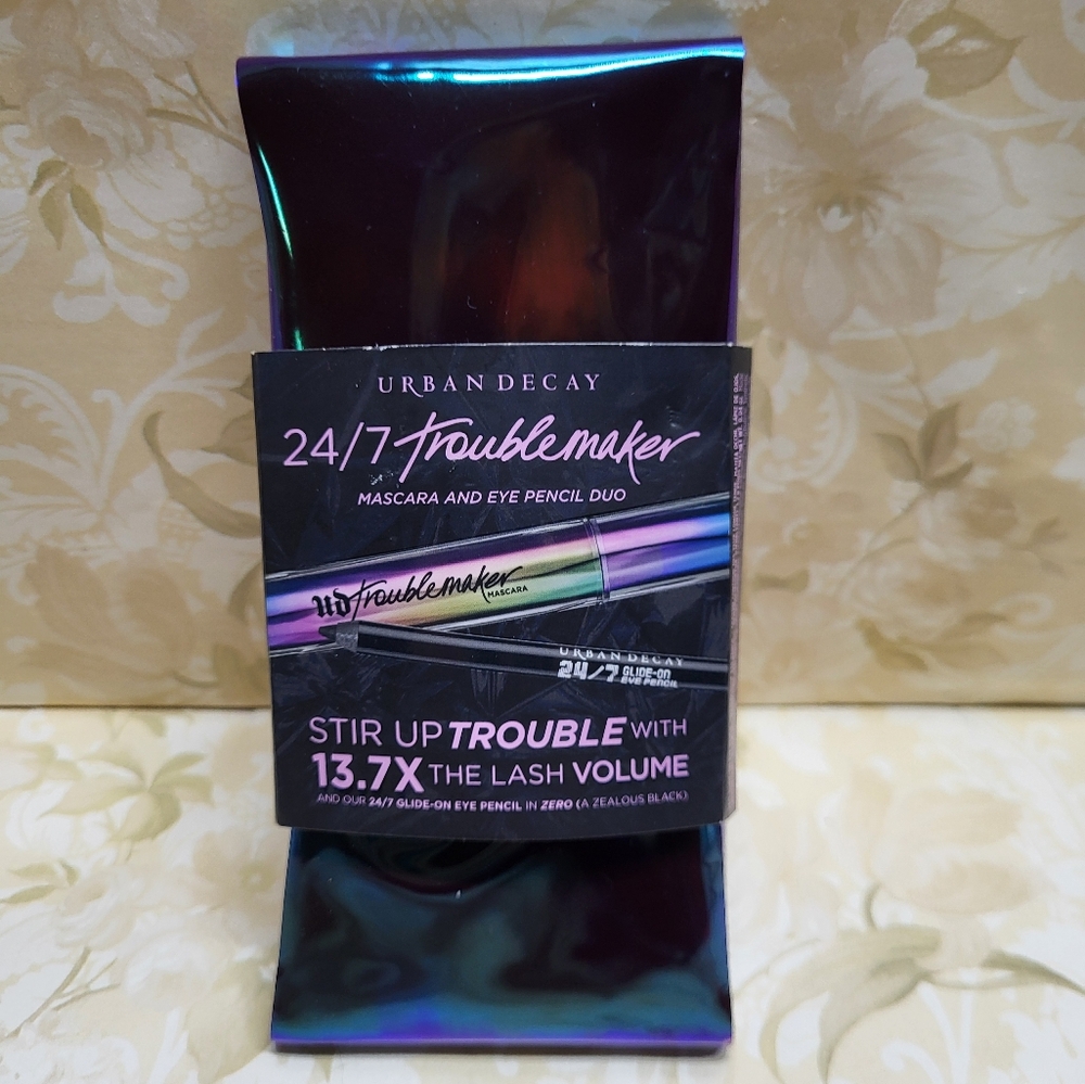 Urban Decay 24/7 Eye Pencil, Zero, NIB